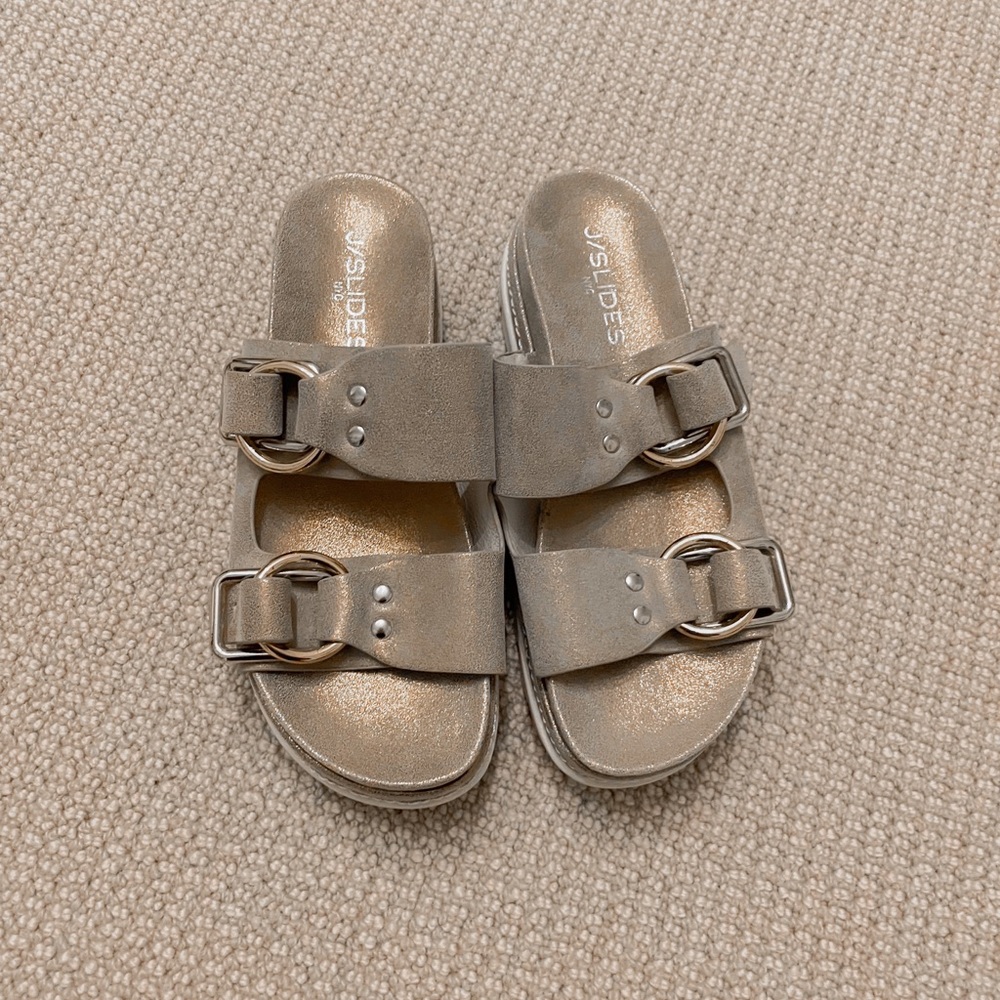 J/S Slides NYC Buckle Slides